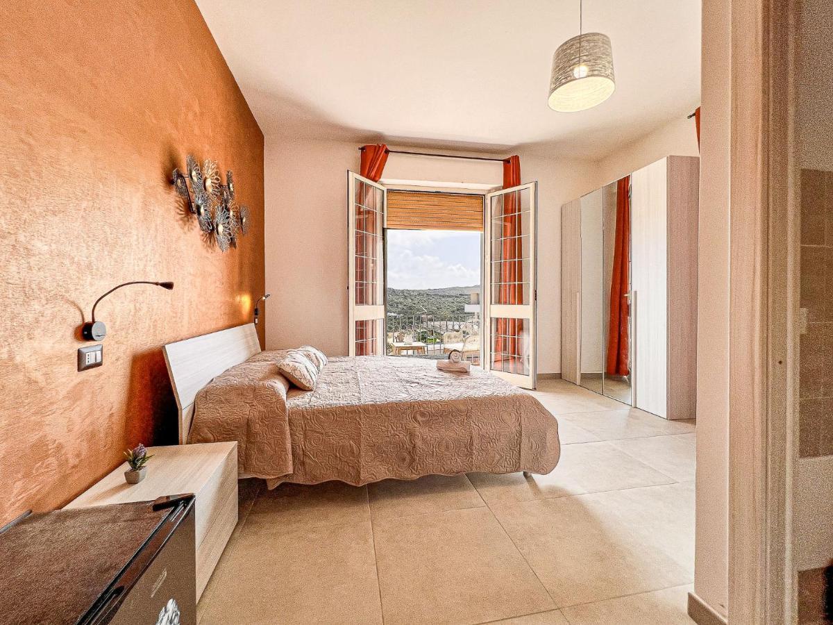 Sweet Sea View Hotell Santa Teresa Gallura Exteriör bild